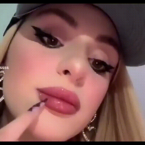 珠光不沾杯滋潤顯色鑽石口紅 珠光不沾杯滋潤顯色鑽石口紅